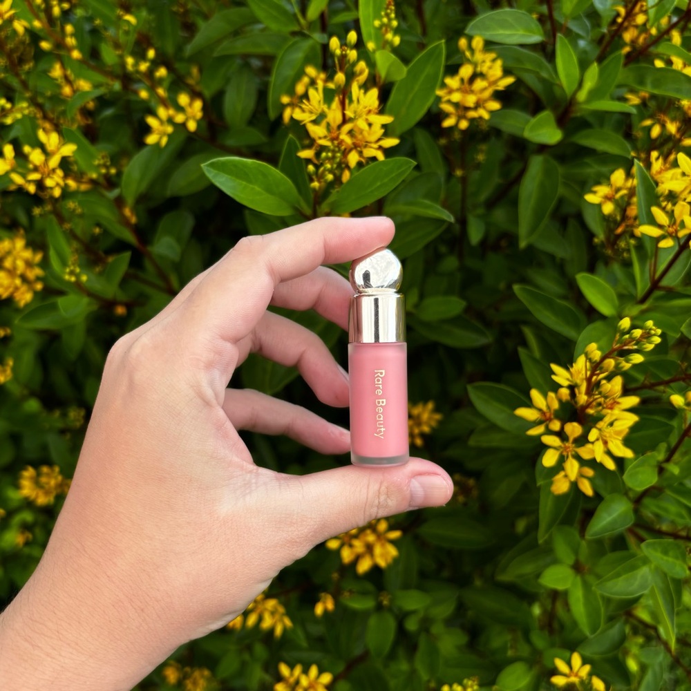 Rare Beauty Mini Blush • Adore